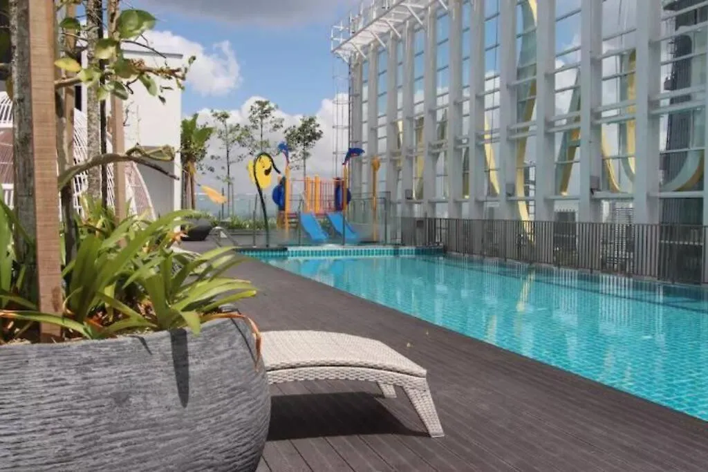 【Netflix】Suasana Suites,Nxt To Ciq【Poolgym&Wifi】 Johor Bahru Malaysia