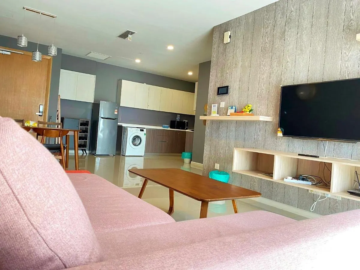 Apartment 【Netflix】Suasana Suites,Nxt To Ciq【Poolgym&Wifi】 Johor Bahru