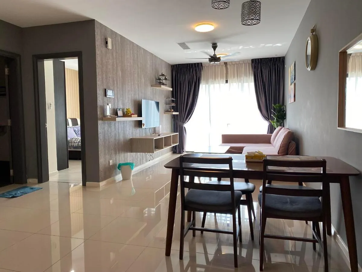【Netflix】Suasana Suites,Nxt To Ciq【Poolgym&Wifi】 Johor Bahru